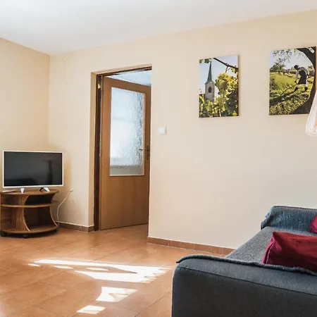 Apartamento Ve Vinařství Medek | Medek House&winery Uherské Hradiště